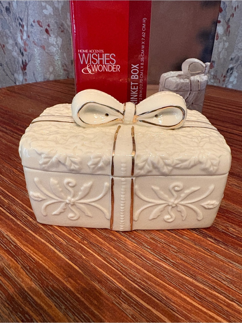 Home Accents Cream Ceramic Trinket Box with Gold Trim and Bow